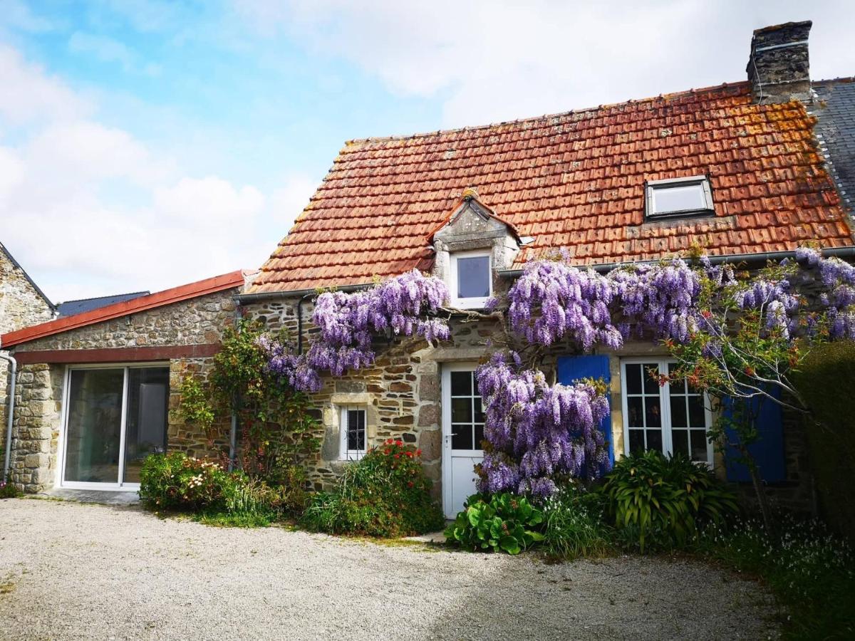 Maison Normande Proche De La Mer Et Des Lieux Touristiques Quettehou Exteriör bild