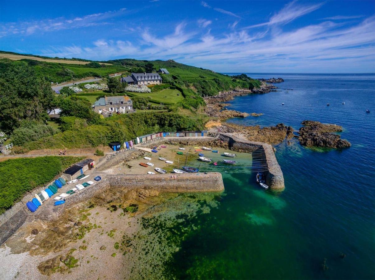 Maison Normande Proche De La Mer Et Des Lieux Touristiques Quettehou Exteriör bild