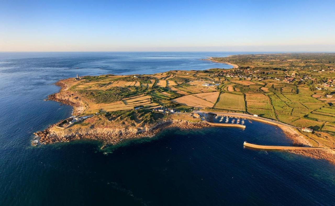 Maison Normande Proche De La Mer Et Des Lieux Touristiques Quettehou Exteriör bild