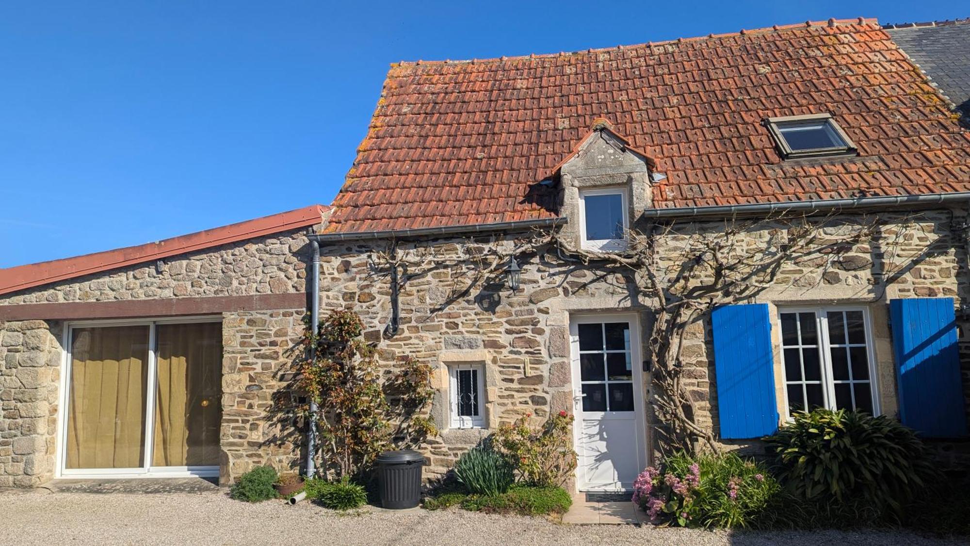 Maison Normande Proche De La Mer Et Des Lieux Touristiques Quettehou Exteriör bild
